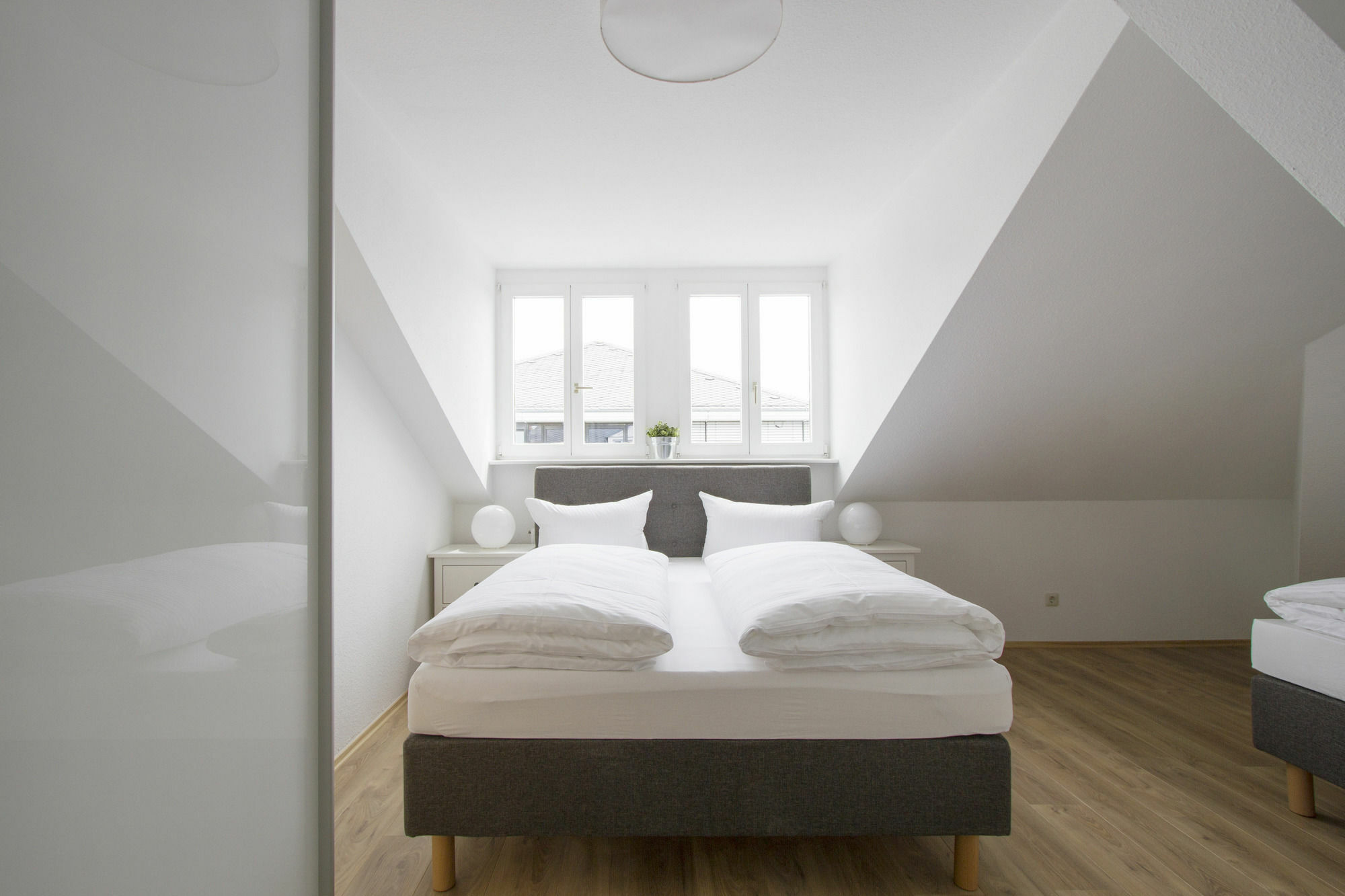 Aparthotel Limehome Antonstrasse 3*